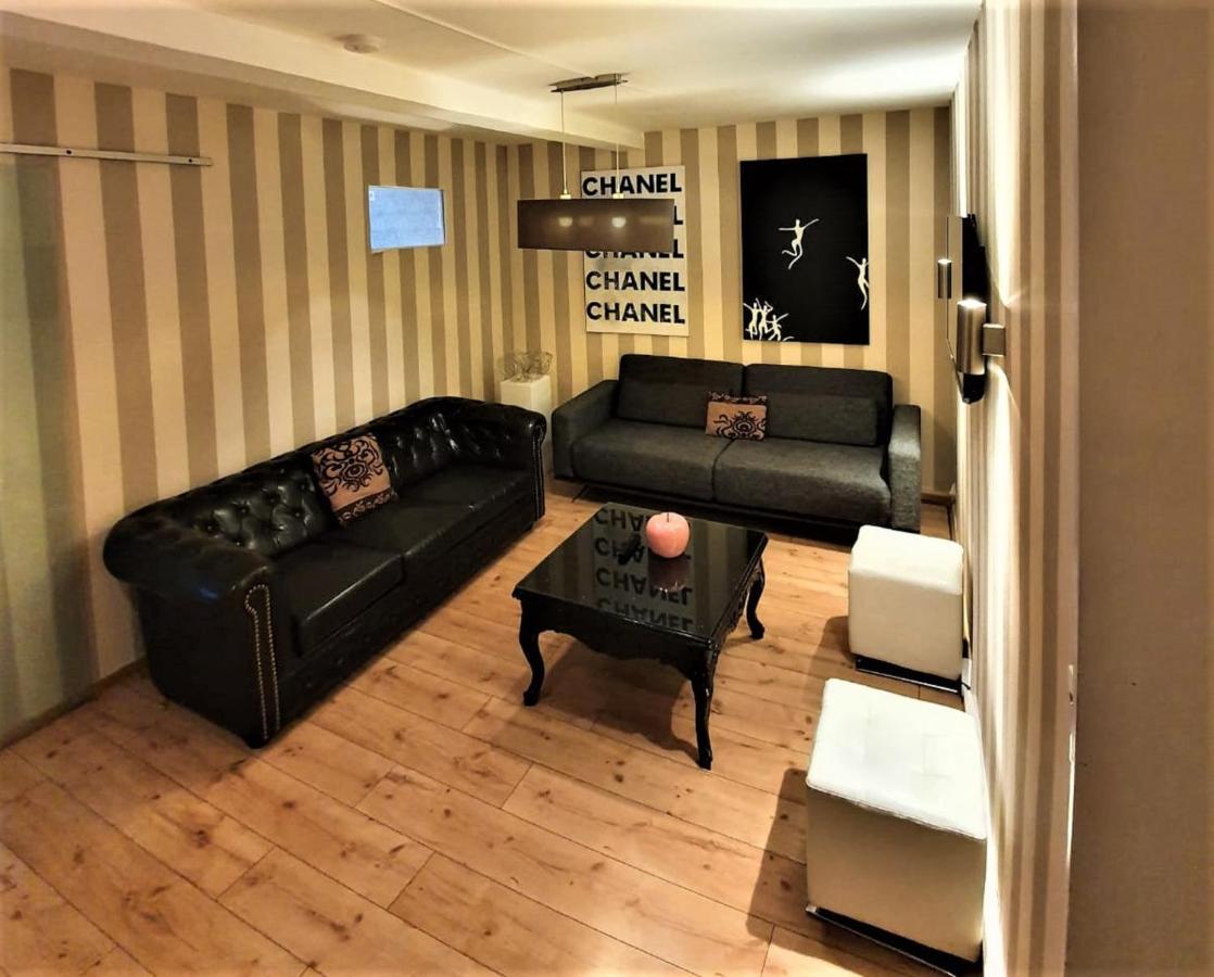 Design Apartment Barcelonanights Freiburg im Breisgau Luaran gambar